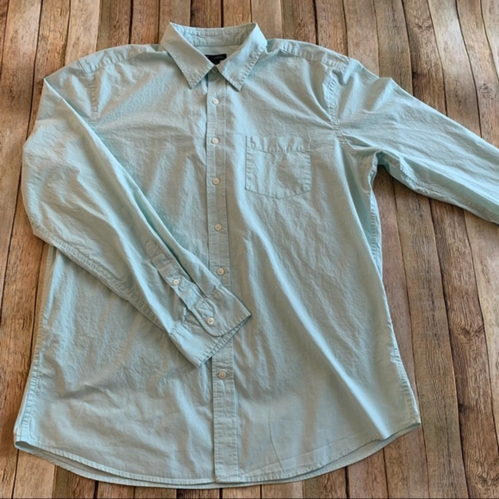 Gap men’s long sleeve button down shirt | size extra Large